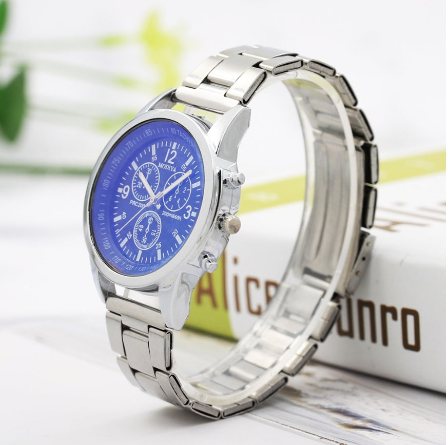 LUXORIS™ Blu-Ray Elegance – Stylish Steel Band Quartz Watch