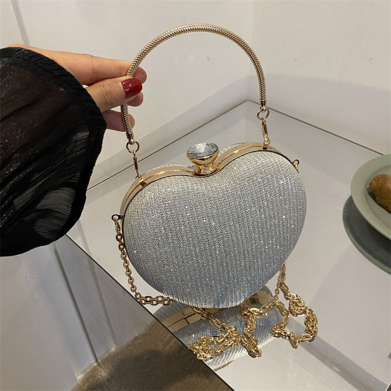 GlamHeart™ Luxury Heart-Shaped Evening Clutch – Sparkle & Elegance