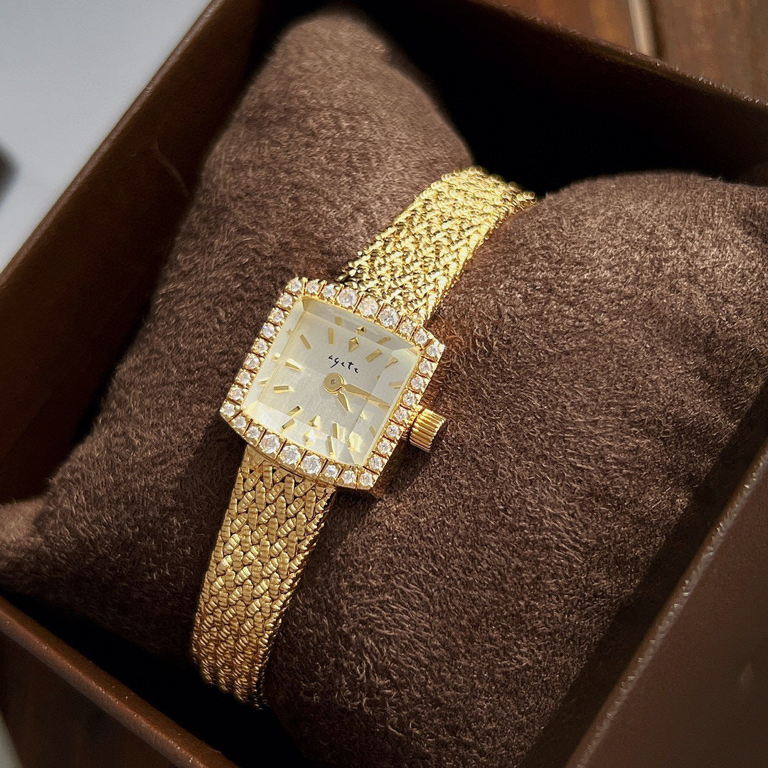 Zhonggu Small Golden New Mini Delicate Square Watch