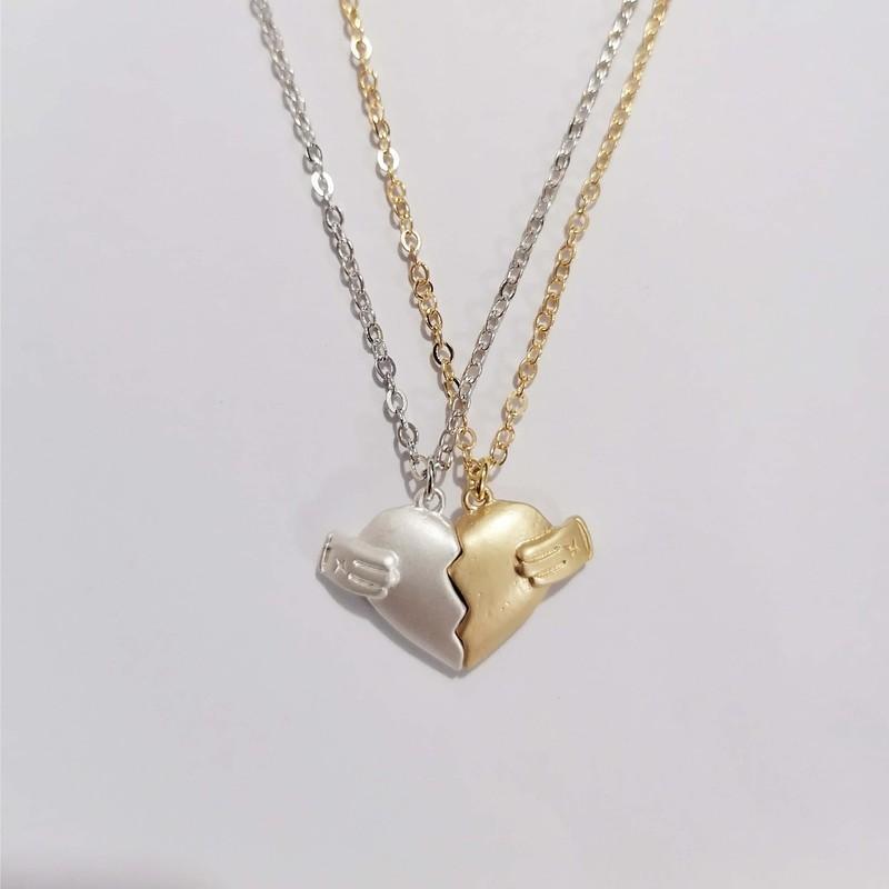 Creative Magnet Love Necklace 2pcs Heart-broken Shape Necklace Men And Women Personalized Jewelry For Valentine's Day