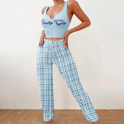 CozyCharm™ Women's Plaid Pajama Set – Stylish & Comfortable Sleepwear