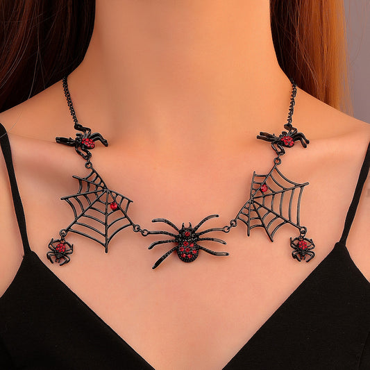 SpookyGlam™ - Halloween Spider & Web Necklace | Gothic Fashion Jewelry