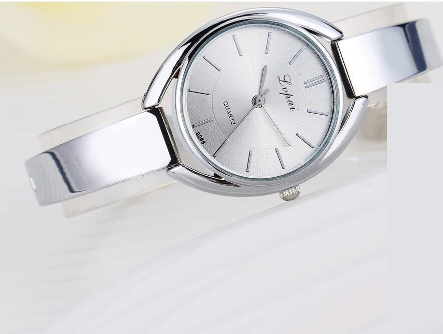 18 5000 Ladies Korean Fashion Steel Band Diamond High-End Watch